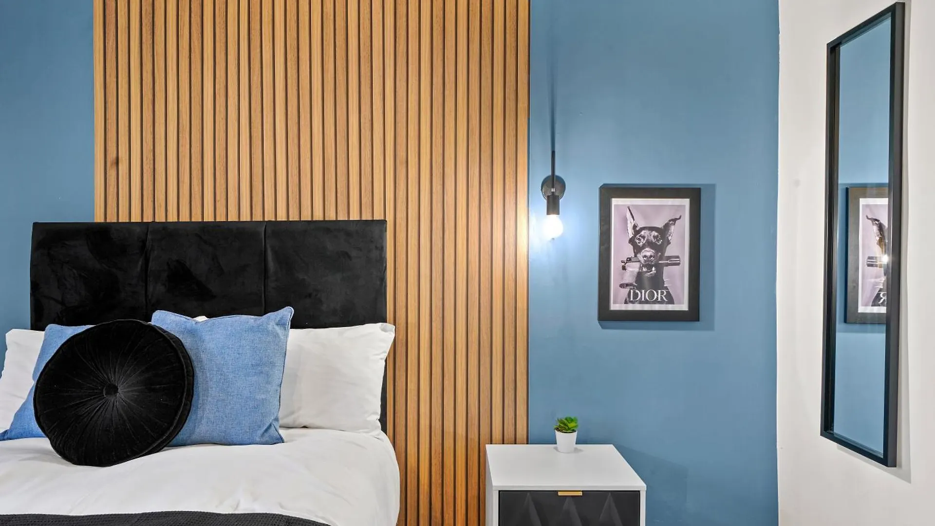 Апартаменты Stylish Penthouse On The Iconic Harbourside Бристоль Великобритания